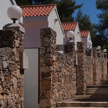 Trim Sunny By Valamar