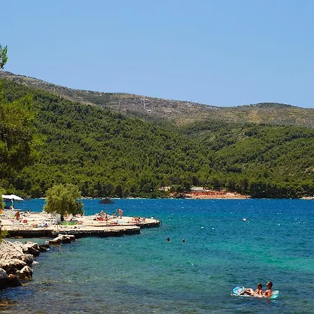Trim Sunny By Valamar *
