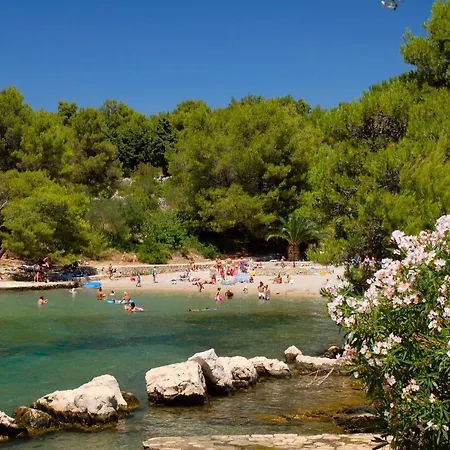 Trim Sunny By Valamar Apartment *